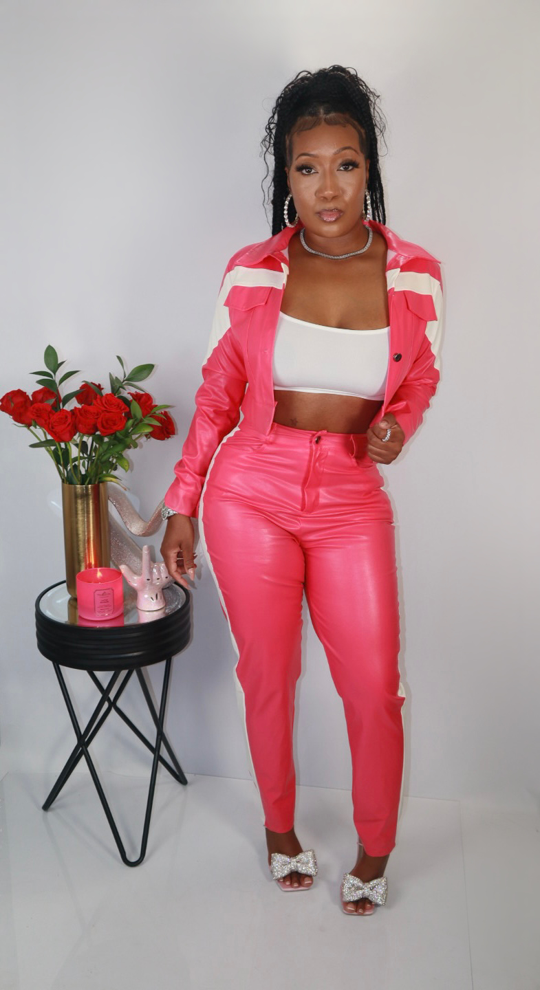 Tara Leather Set image 1